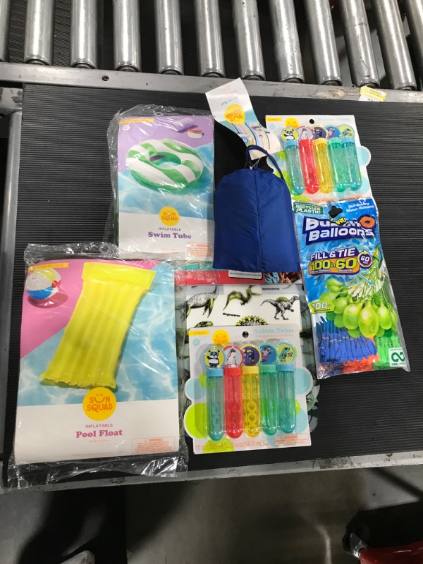 Photo 1 of A miscellaneous bag of summer fun activities. 