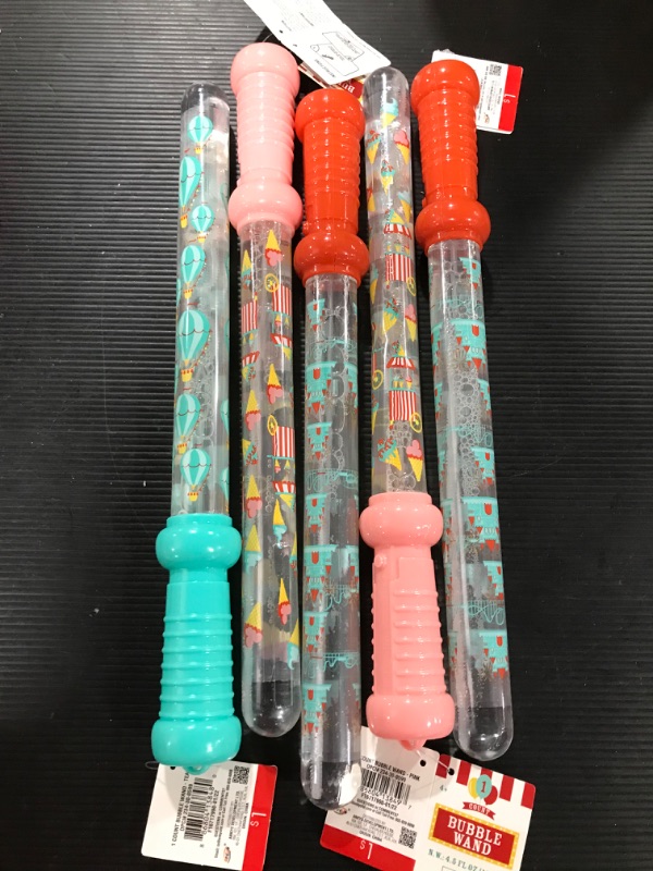 Photo 1 of Bubble wands. 10 count. 