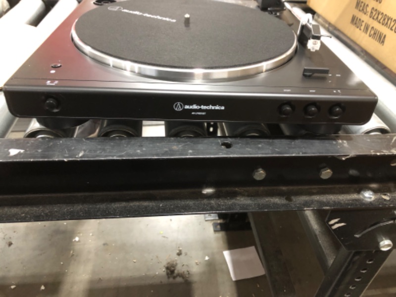 Photo 3 of Audio Technica Turntable
