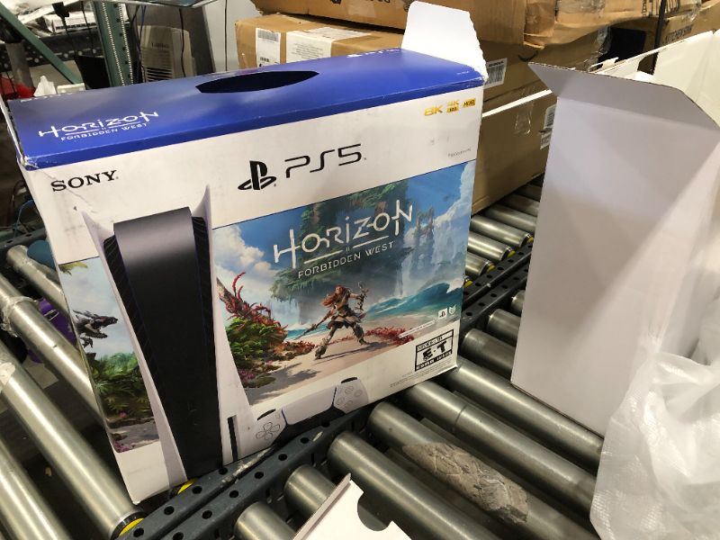 Photo 7 of PlayStation 5 Console – Horizon Forbidden West Bundle
