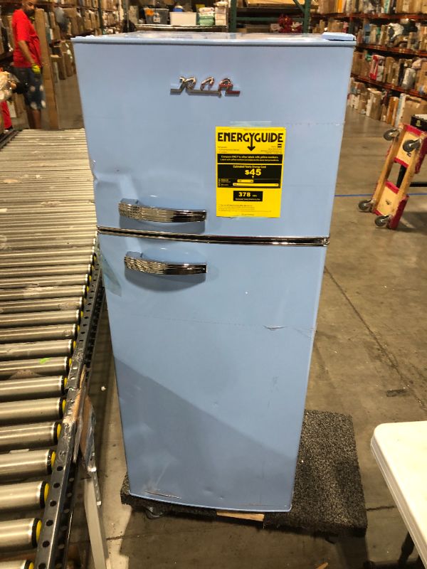 Photo 2 of ***SOLD FOR PARTS ONLY***DOESN'T GET COLD**RCA RFR786-BLUE 2 Door Apartment Size Refrigerator with Freezer, 7.5 cu. ft, Retro Blue
