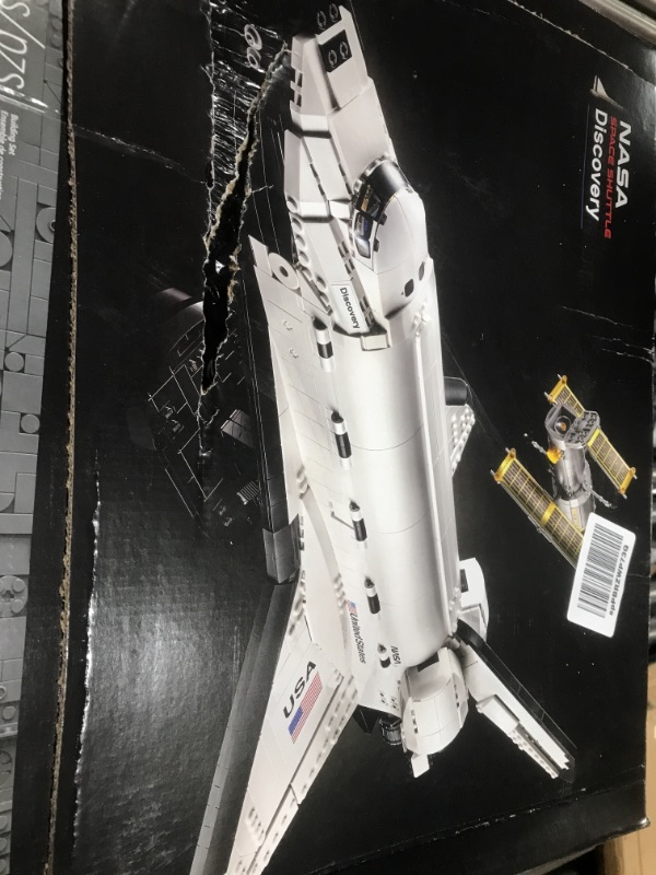 Photo 3 of LEGO NASA Space Shuttle Discovery 10283 Build and Display Model for Adults, New 2021 (2,354 Pieces)
