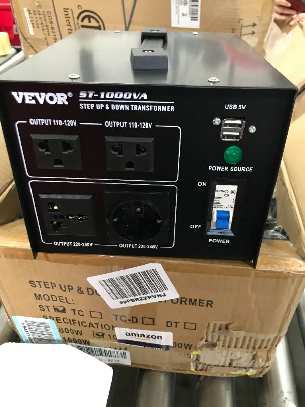 Photo 2 of VEVOR Voltage Converter Transformer, 800W 240V to 110V 110V to 240V, Heavy Duty Step Up Step Down US to UK Power Converter, 2 US&1 UK&1 Universal Outlet with Circuit Break Protection, CE Certified