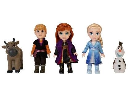 Photo 1 of Disney Frozen 2 Petite Adventure Dolls Gift Set

