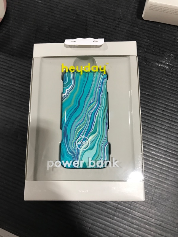 Photo 2 of heyday 4000mAh Power Bank (Cool Marble)
