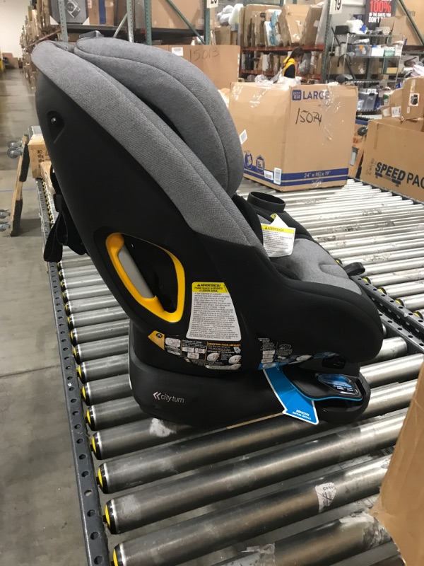 Photo 5 of Baby Jogger City Turn Convertible Car Seat
