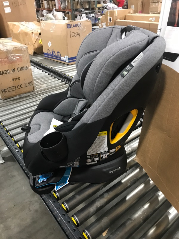 Photo 4 of Baby Jogger City Turn Convertible Car Seat
