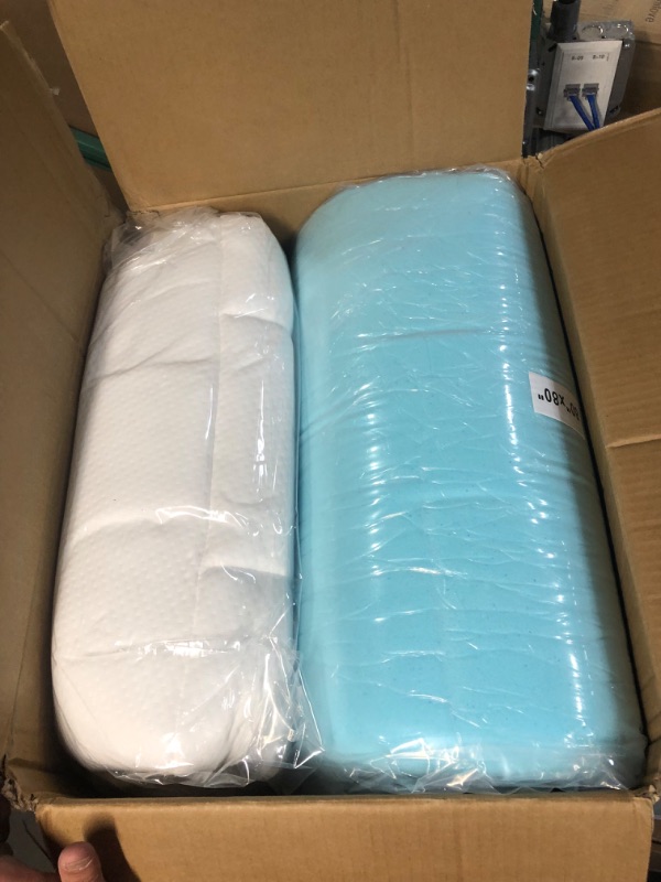 Photo 1 of ELEMUSE Dual Layer 4 Inch Memory Foam Mattress Topper Queen Size, 2 Inch Cooling Gel Memory Foam Plus 2 Inch Bamboo Pillow Top Cover, Comfort Support Back Pain Relief Queen White