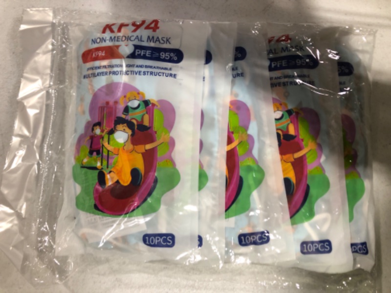 Photo 2 of 50pcs Kids Disposable Face Mask