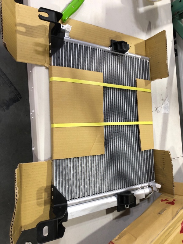 Photo 2 of Denso 477-0839 A/C Condenser