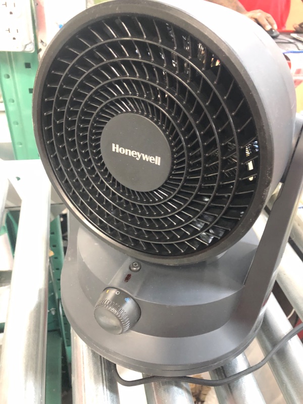 Photo 2 of Honeywell Turbo Force Power Heater