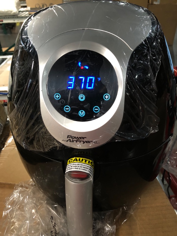 Photo 2 of **HAS RUST ON THE INSIDE**
Power Air Fryer XL 5.3 Quart