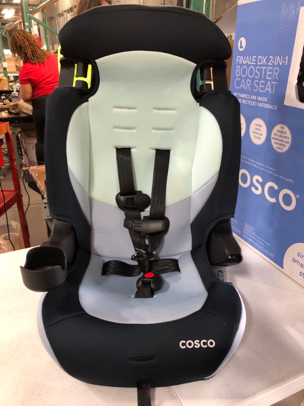 Photo 2 of Cosco Finale DX 2-in-1 Booster Car Seat, Forward Facing 40-100 lbs, MANUFACTURED DATE 2/15/23