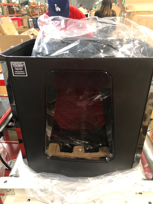 Photo 1 of Fellowes 14C10 14-Sheet Cross-Cut Home Office Paper Shredder
