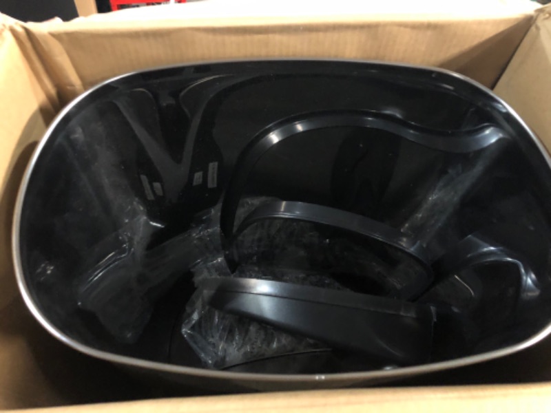 Photo 1 of (SEE NOTE) Ninestars 13 Oval Trash Can with Black Top, 13 gallon/50 L