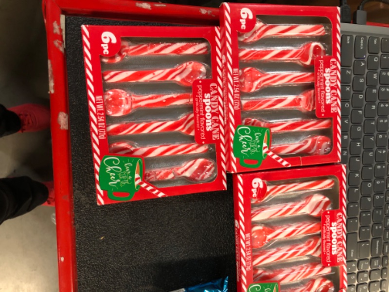 Photo 4 of *SEE NOTES* HILCO Peppermint flavored Candy Cane Spoons