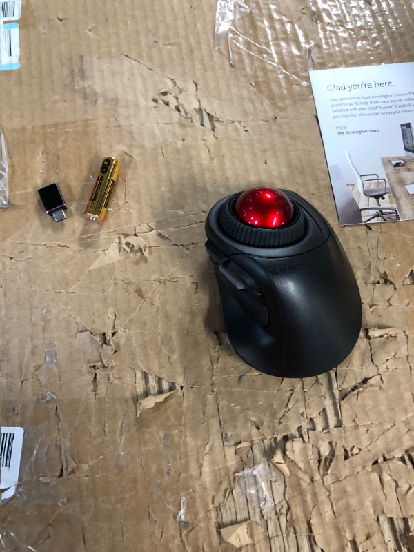 Photo 2 of Kensington Orbit® Fusion™ Wireless Trackball (K72363WW)