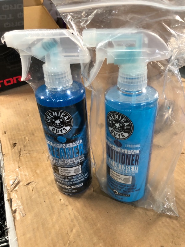 Photo 2 of Chemical Guys BUF_301_16 Polishing and Buffing Pad Conditioner (16 Ounce) with Foam and Wool Citrus-Based Pad Cleaner