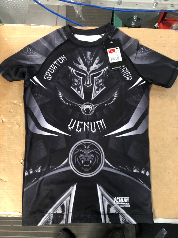 Photo 4 of **NEW** Venum Gladiator 3.0 Short Sleeve Rashguard Black/White Small