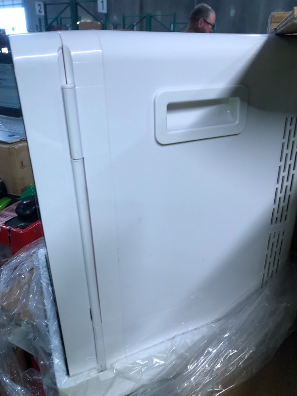 Photo 5 of **PARTS ONLY **  Nictemaw Mini Fridge, 20L Mini Refrigerator Large Capacity 