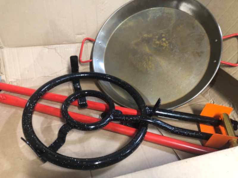 Photo 3 of *SEE NOTES* Castevia Imports Spanish Paella Kit with Gas Burner & Polished Steel Pan - 18 in (46 cm) up to 12 servings