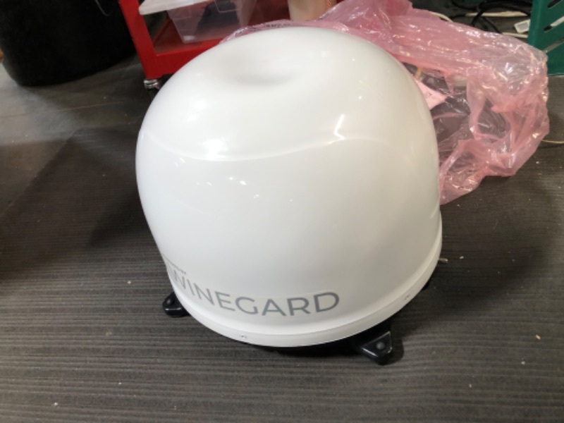 Photo 6 of Winegard PL-7000R Dish Playmaker White Portable Antenna 