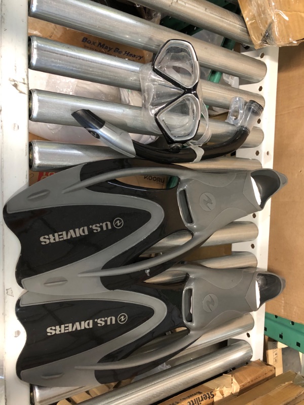 Photo 4 of [USED] US Divers Snorkel Set