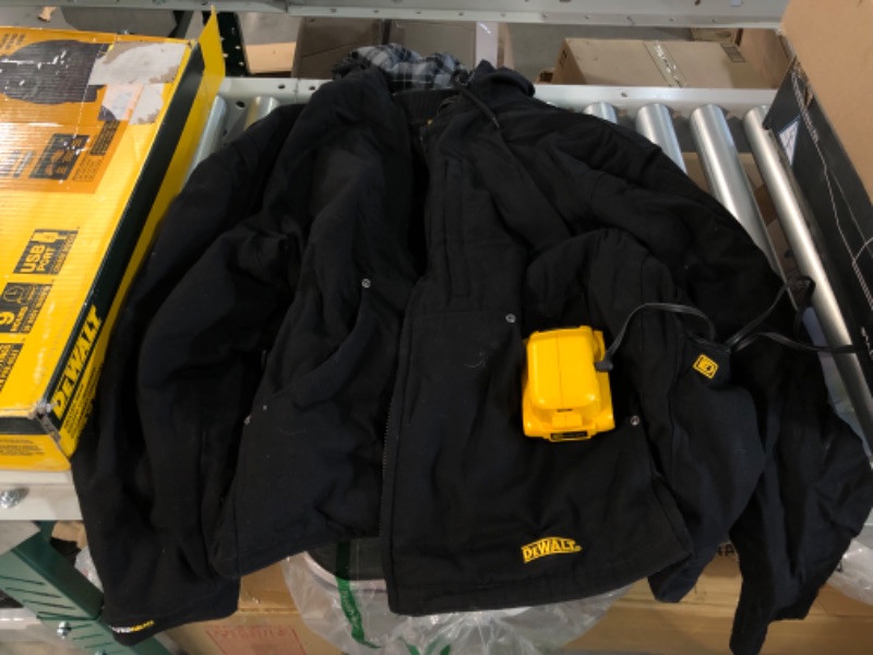 Photo 4 of [USED] DEWALT Large Black Polyester Heated Jacket