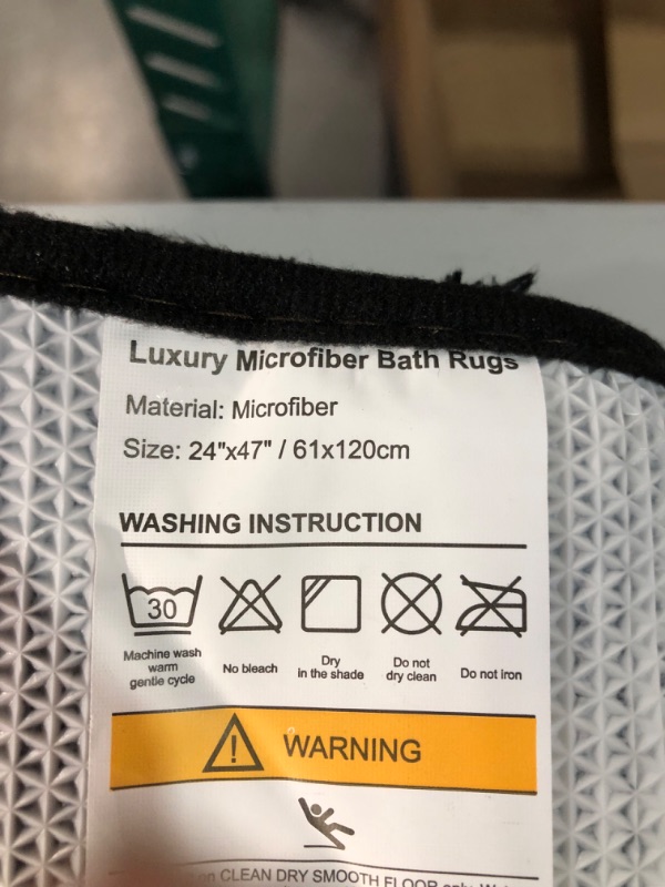 Photo 2 of [USED] Arotive Microfiber Bathroom Rug 47" x 24" Black