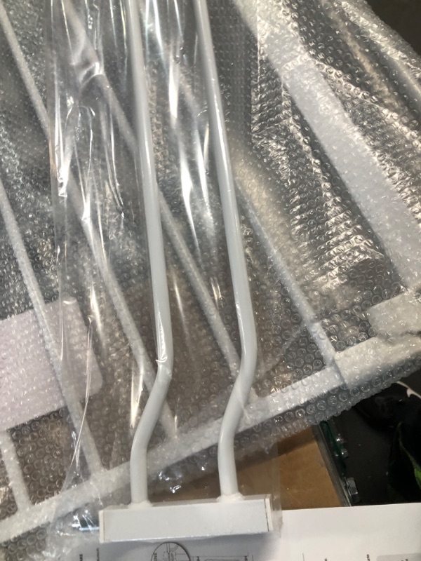 Photo 1 of HOOEN Narrow Baby Gate for Stairs Doorways ***LOOKS BRAND NEW***