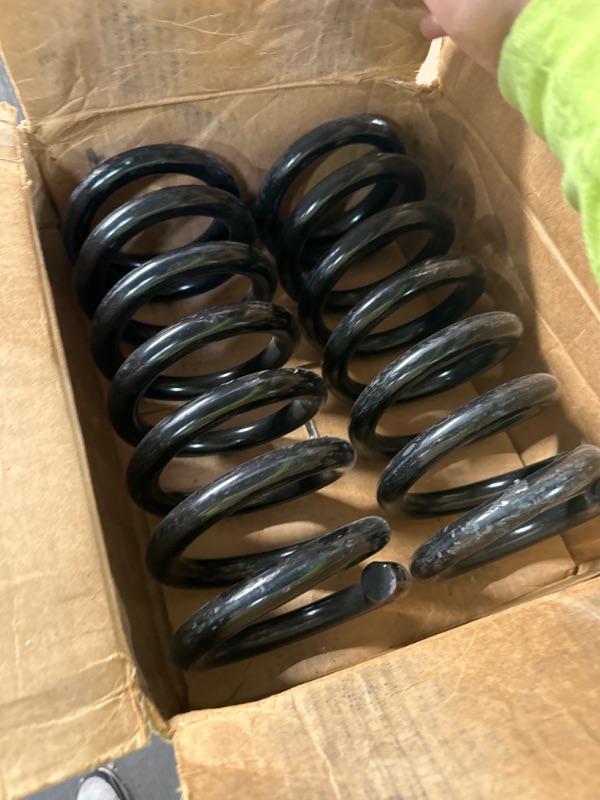 Photo 1 of MOOG 80994 Coil Spring Set
