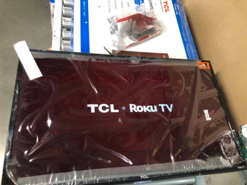 Photo 3 of TCL 32" Class 3 Series 1080P FHD LED Roku Smart TV, 32S327