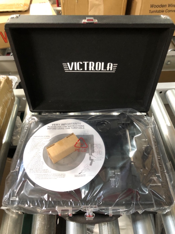 Photo 4 of [USED] Victrola Vintage 3-Speed Bluetooth Portable Suitcase Record Player