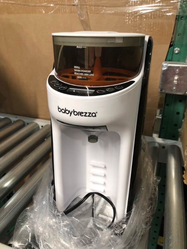 Photo 4 of [USED] Baby Brezza Formula Pro Advanced Formula Dispenser Machine