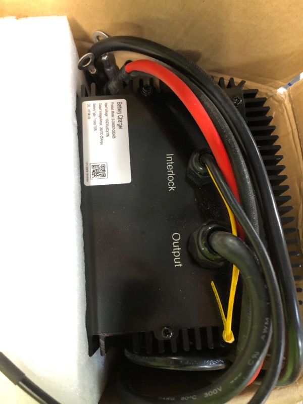 Photo 3 of FridayParts 24V 25A HB600 HB600-24b Battery Charger 