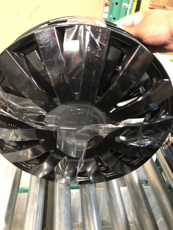 Photo 1 of Auto Reflections Set of 4 17" wheel covers