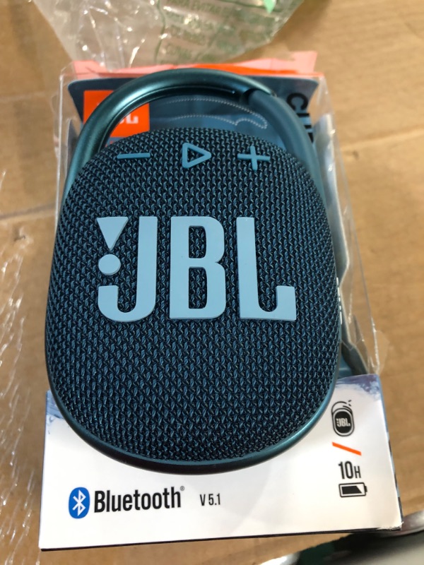 Photo 2 of JBL Clip 4 Waterproof Portable Bluetooth Speaker Bundle with Megen Protective Hardshell Case (Blue) **TESTED**