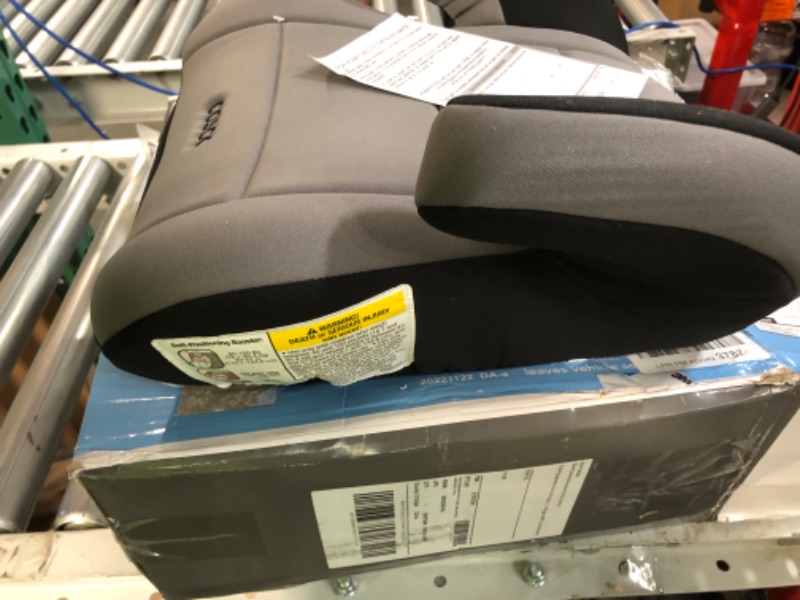 Photo 4 of Cosco Top Side Booster Car Seat in Leo ****LOOKS BRAND NEW****