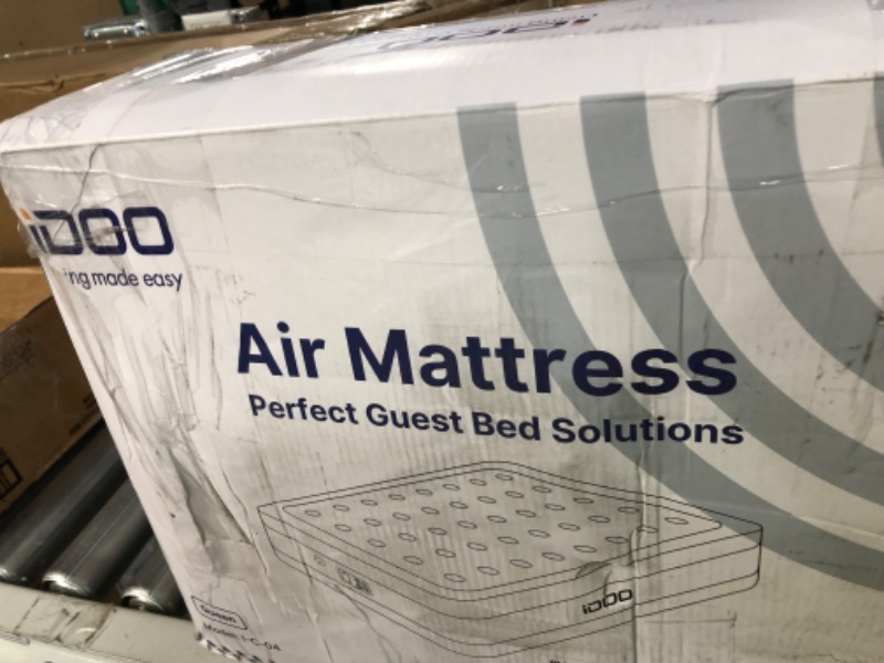 Photo 6 of ***PUMP DOES NOT FUNCTION*** iDOO Queen Air Mattress, Blow Up Mattress with Built-in Pump