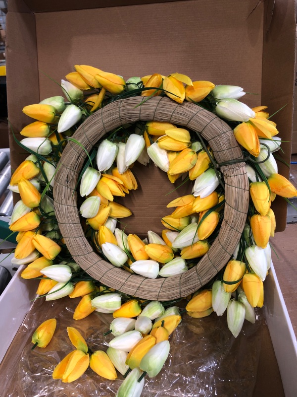 Photo 4 of *GENTLY USED* HANTAJANSS Artificial Tulip Flower Wreaths for Front Door 20 Inches, Silk Fake Flower, Yellow With White