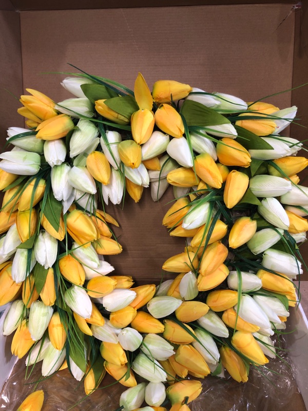 Photo 3 of *GENTLY USED* HANTAJANSS Artificial Tulip Flower Wreaths for Front Door 20 Inches, Silk Fake Flower, Yellow With White