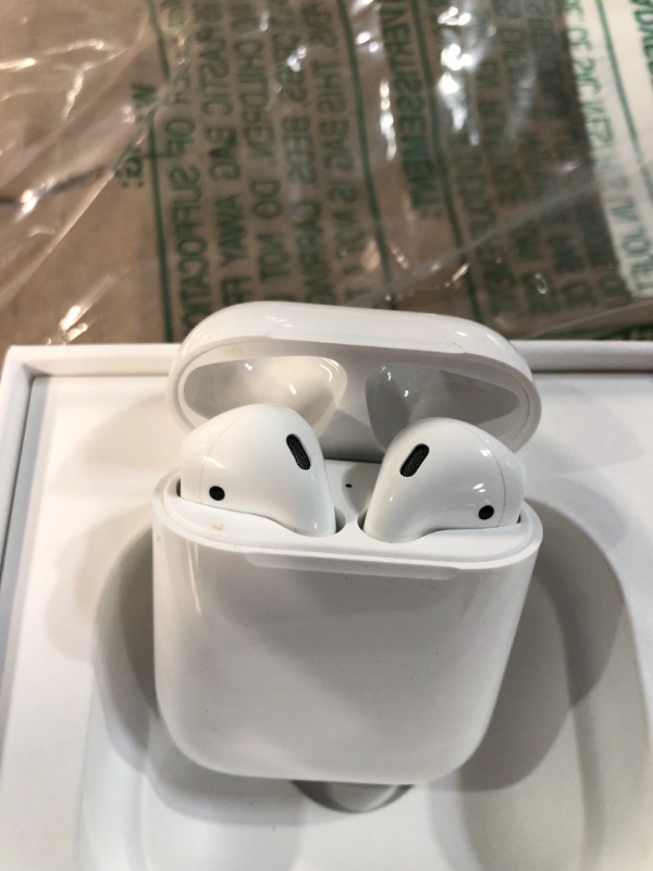 Photo 5 of *Used* Apple AirPods (2nd Generation) Wireless Earbuds with Lightning Charging Case Included