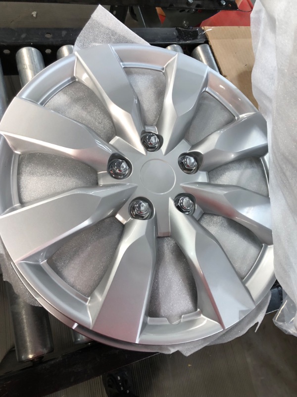 Photo 3 of *1 Piece has Minor Scratch* BDK Hubcap Wheel Covers for Toyota Corolla 16”, 4 Pack, KT-1042-16