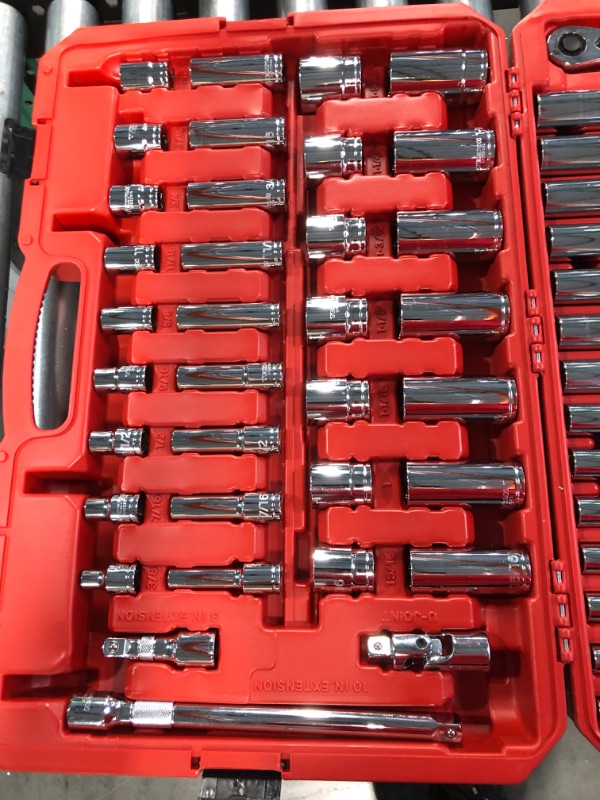 Photo 4 of *1 Latch Broken On Case*TEKTON 1/2 Inch Drive 6-Point Socket and Ratchet Set, 83-Piece (3/8 - 1-5/16 in., 10-32 mm) SKT25302 