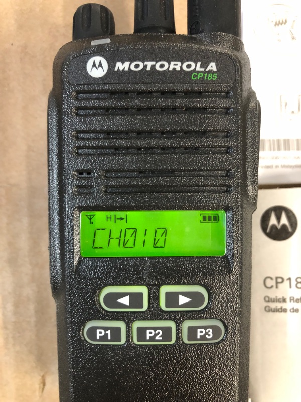 Photo 3 of CP185 UHF AAH03RDF8AA7AN Original Motorola 435-480 MHz Handheld Two-way Radio Transceiver