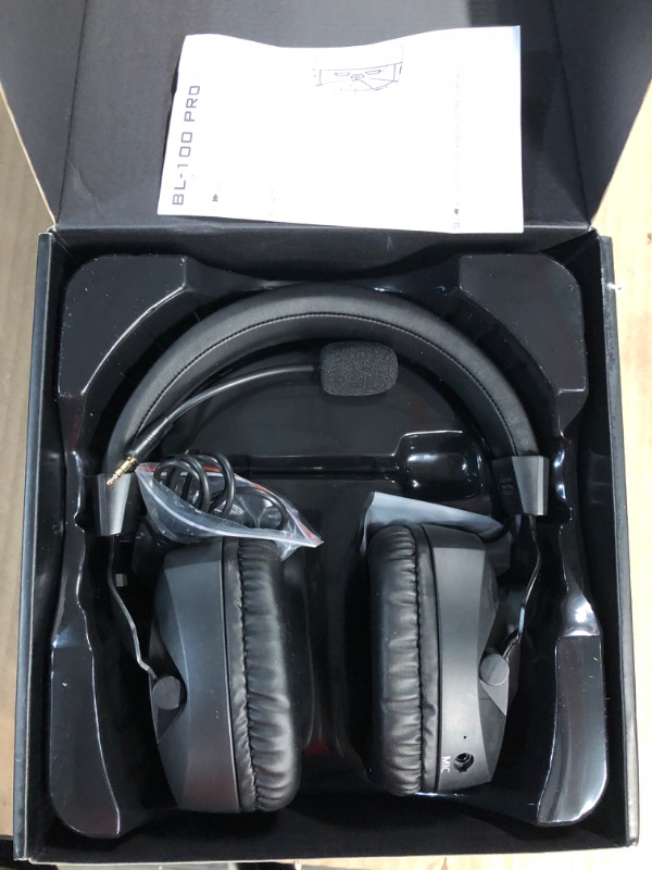 Photo 2 of Acinaci Wireless Gaming Headset with Detachable Noise Cancelling Microphone