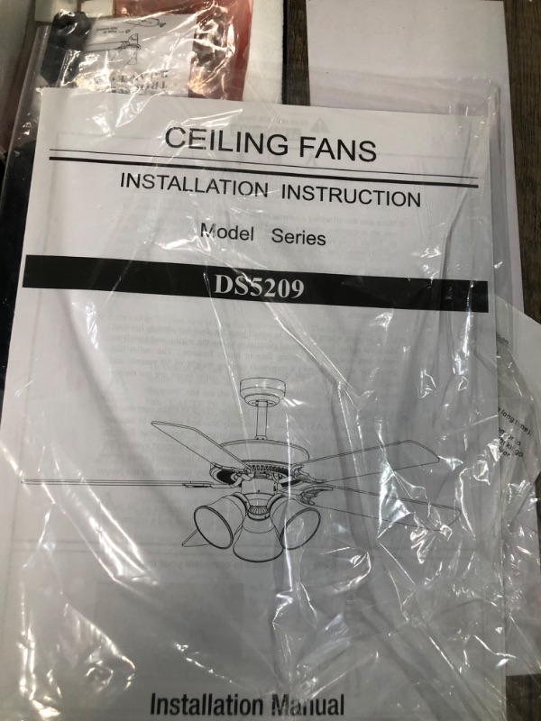 Photo 5 of **USED/PREV OPEN/ SEE NOTES** 52 Inch Indoor Ceiling Fan with Light and Remote Control, Reversible Blades and Motor, 110V ETL Listed for Living Room, Dining Room, Bedroom, Basement, Kitchen MB