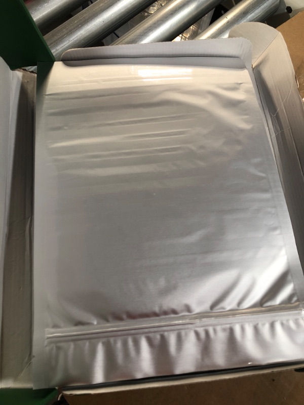 Photo 1 of 100pcs Mylar Bags for Food Storage with Oxygen Absorbers 400cc (10*10 Packs) and Labels, 10 Mil 10"x14" (30pcs) 7"x10" (30pcs) 5"x7" 