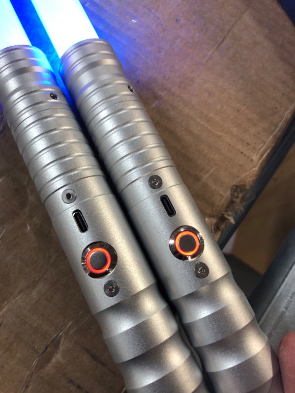 Photo 5 of jvmusaber Light-Saber Metal-Hilt Force-Fx Dueling-Lightsaber - 2pcs Type-C Rechargeable Battery 2-in-1 RGB 12 Colors Double Bladed Changeable Metal Hilt Light Saber with 3 Mode Sound Silver