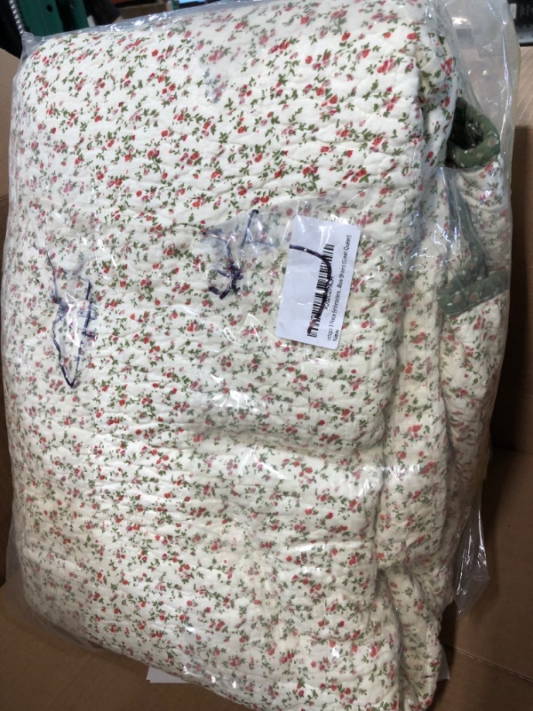 Photo 2 of vctops 3 Piece Embroidered Floral Quilted Bedspread Set 100% Cotton Reversible Patchwork Coverlet 1 Quilt and 2 Pillow Shams King(106"x96") 